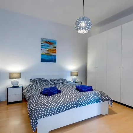 Modern Sea-view In A Prime Location Appartamento