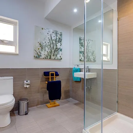Apartamento Modern Sea-view In A Prime Location Sliema